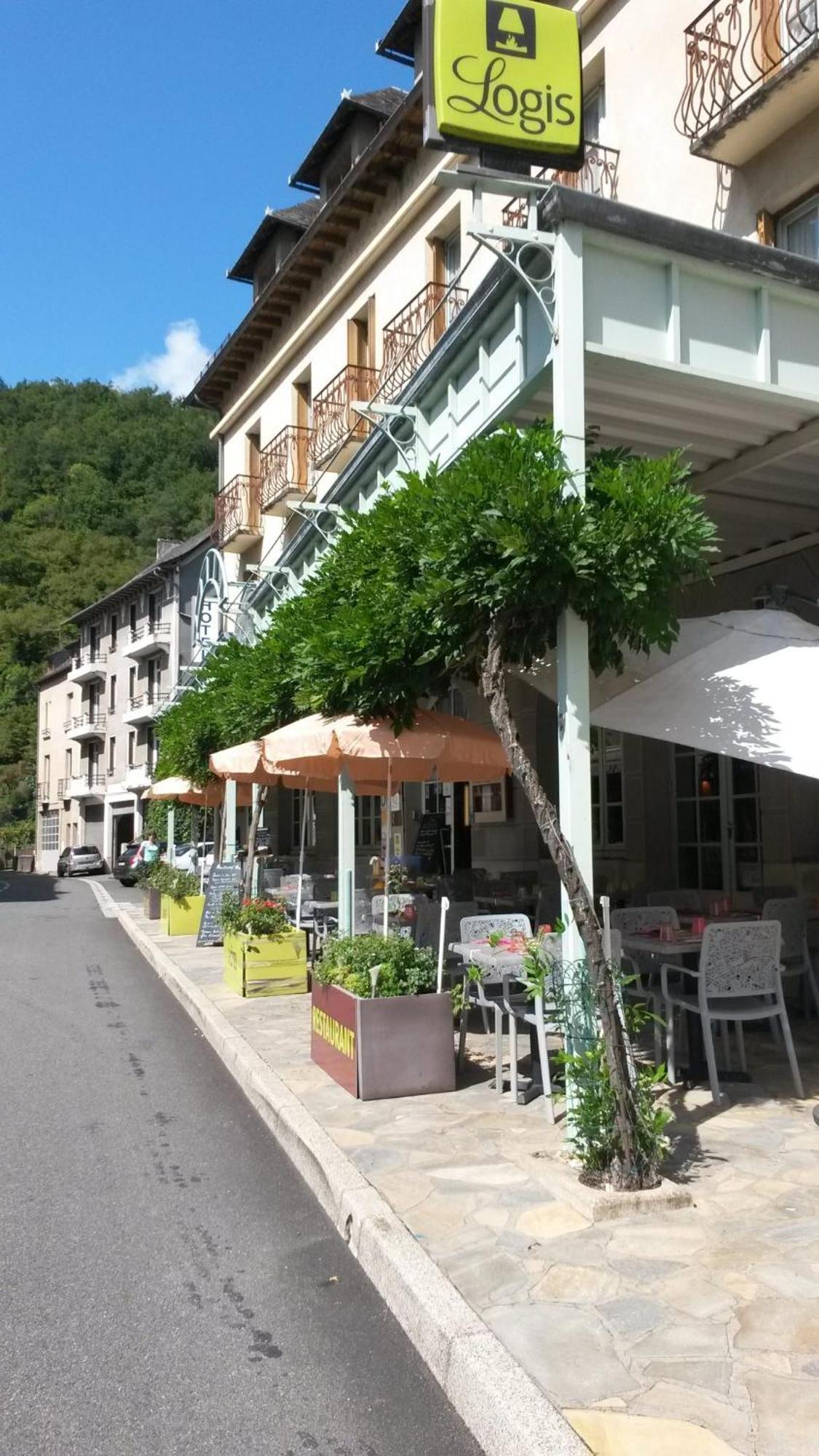 Hotel Restaurant Aux Armes D'Estaing - Kb Hotel Group Exterior photo